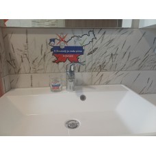 Nalepka - V Sloveniji je voda pitna POVSOD